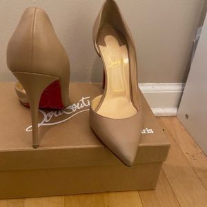 Authentic Christian Louboutin Iriza 100 Nappa in nude! Worn a few times